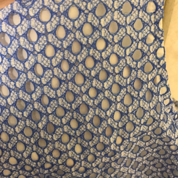 beautiful crop top blue pattern - Picture 3 of 4